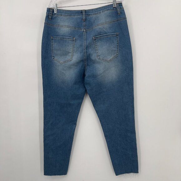 The M.A.P. Pearl Plus Embellished Skinny Blue Jeans  Size 2XL  Stretch Denim NWT - Picture 7 of 14